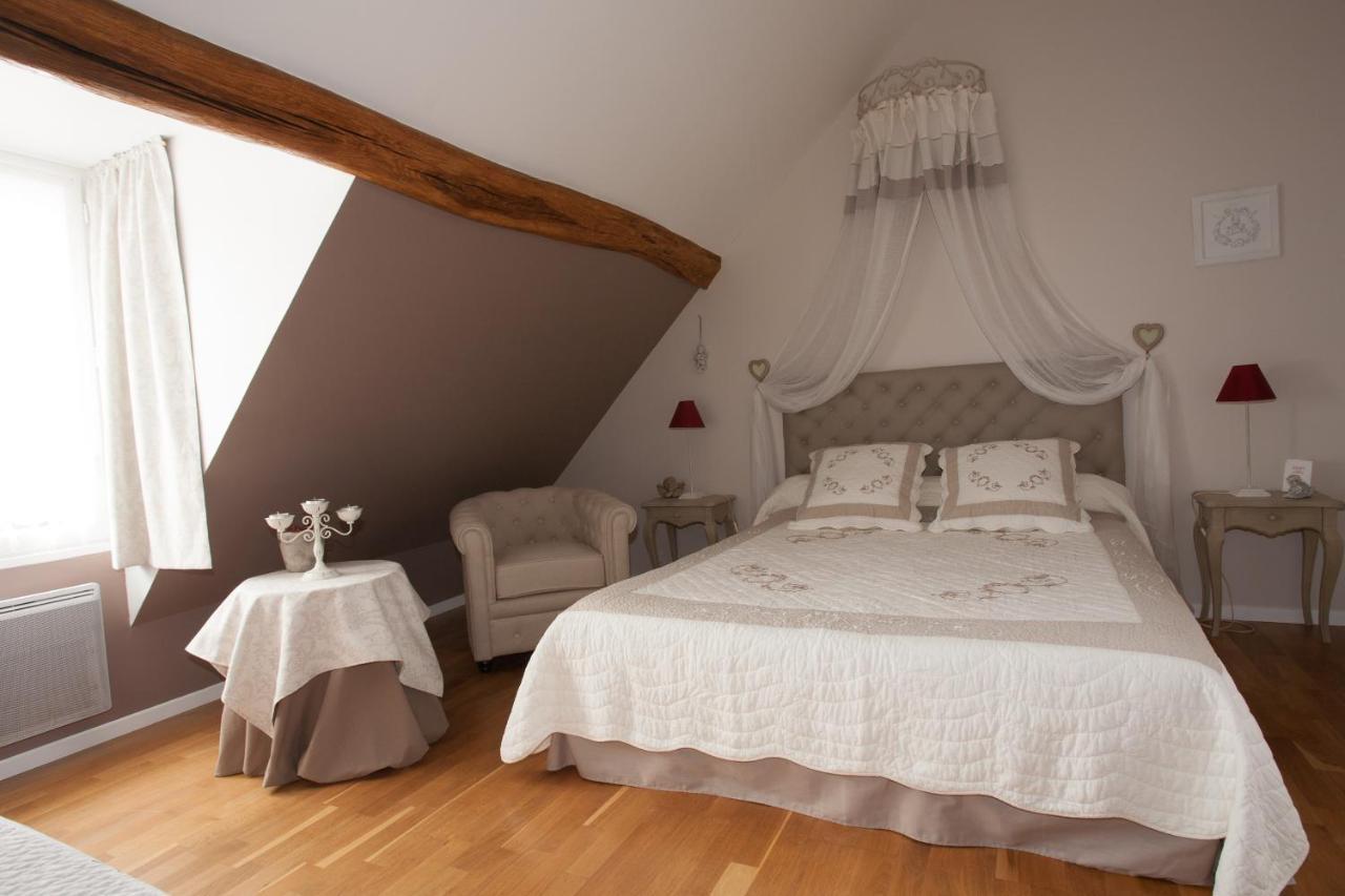 Bed and Breakfast Les Jarrieres Dame-Marie-les-Bois Exteriér fotografie